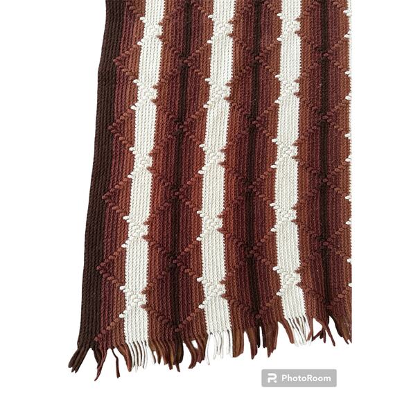 Knit blanket with fringe shades of brown, black and cream 72"x46" - Picture 2 of 11